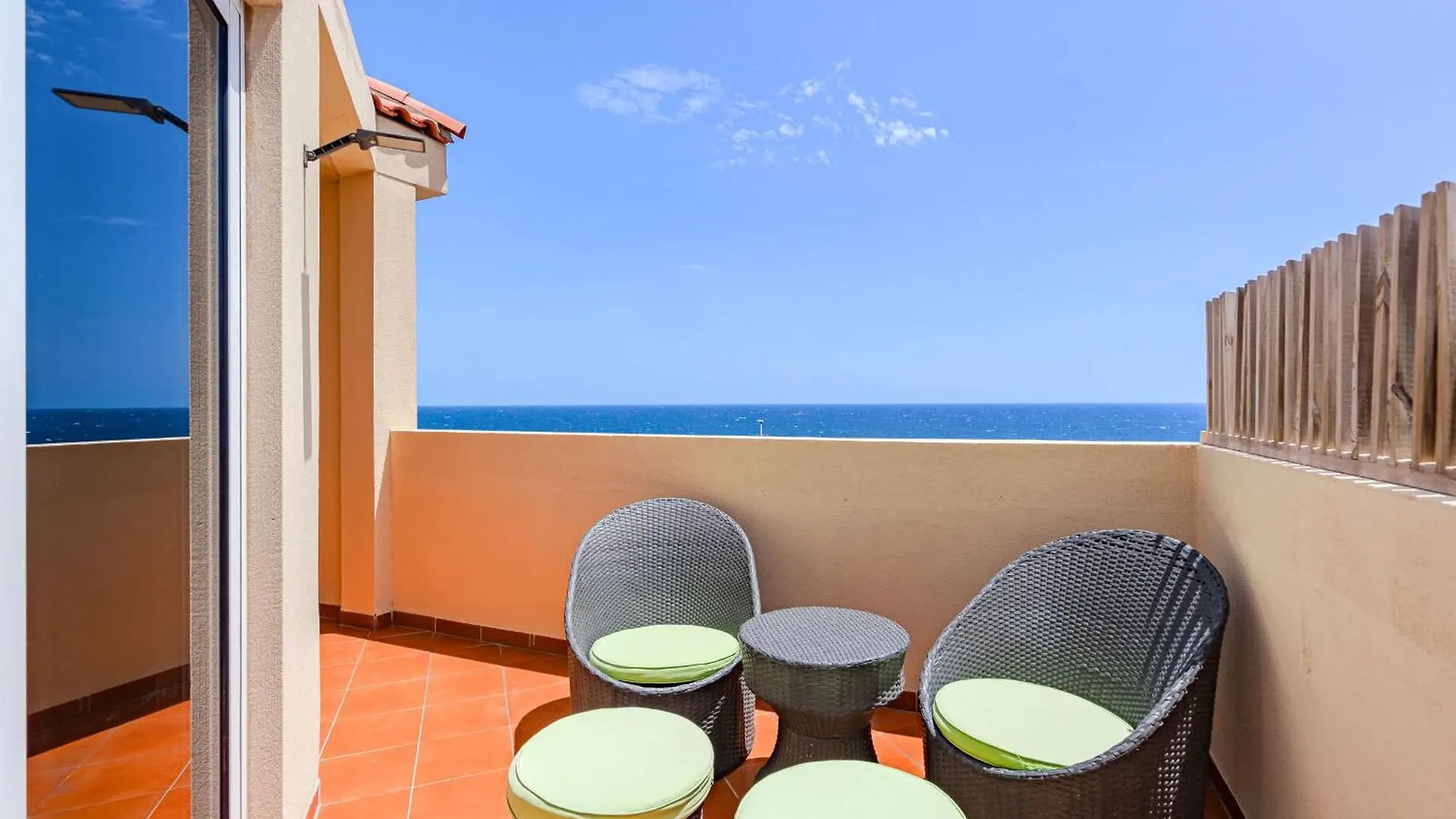 Medano Seaside Villa, Jacuzzi & Pool El Médano 0*,  Spanien