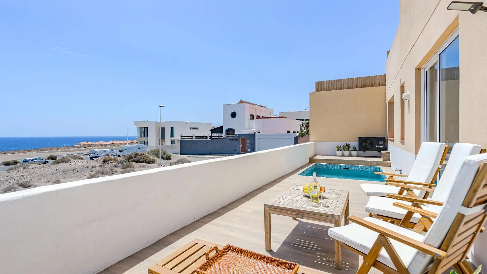 Medano Seaside Villa, Jacuzzi & Pool El Médano Villa