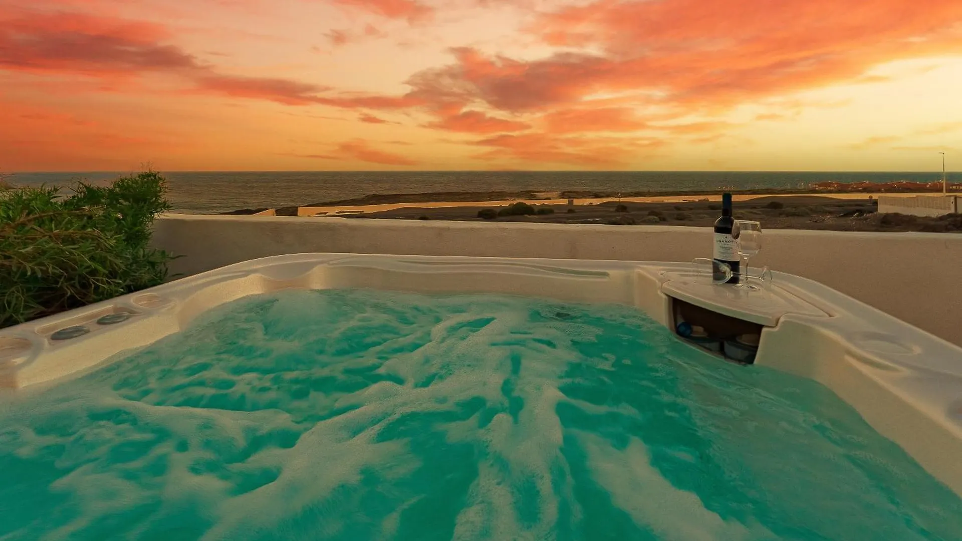 Villa Medano Seaside Villa, Jacuzzi & Pool El Médano